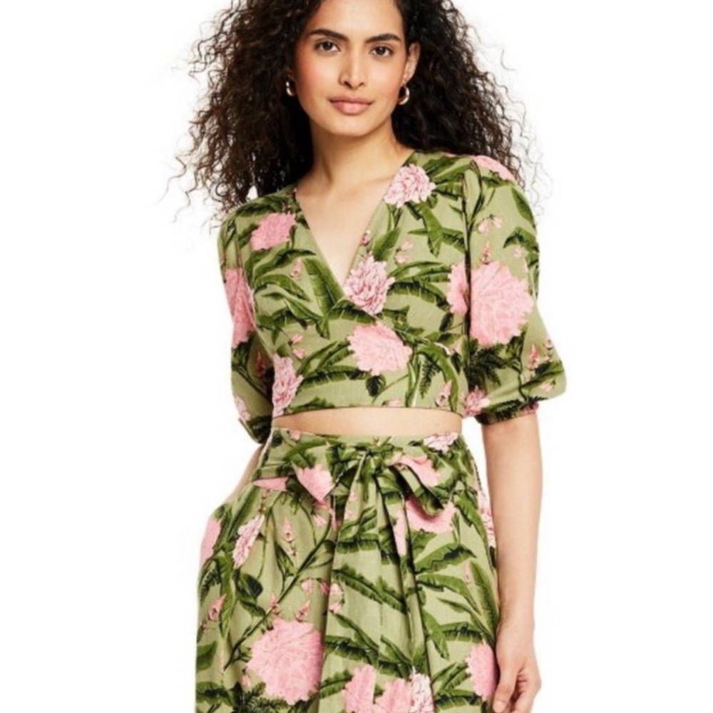 Aguabendita x Target top, BNWT size medium